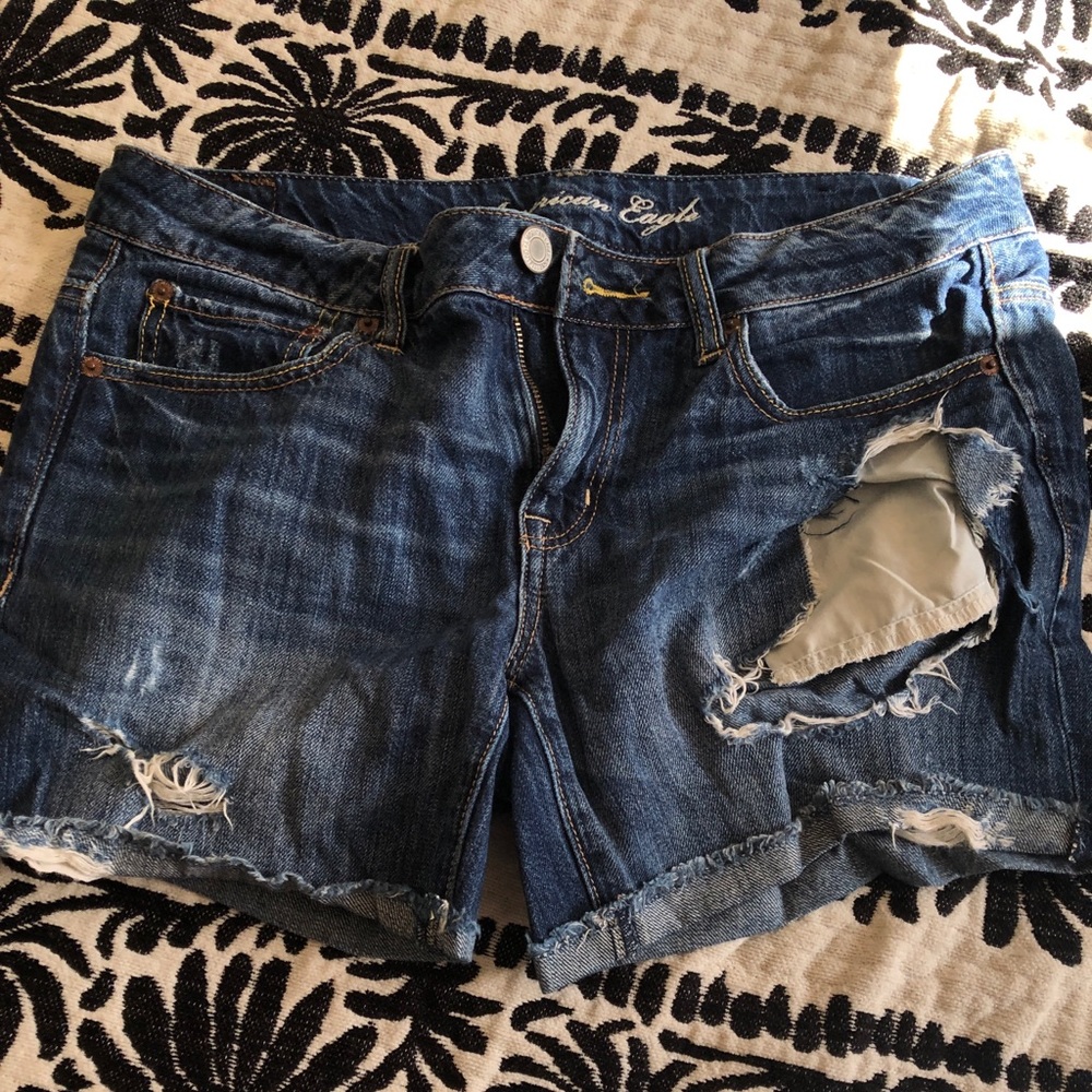 Vintage AEO Bermuda shorts!✨